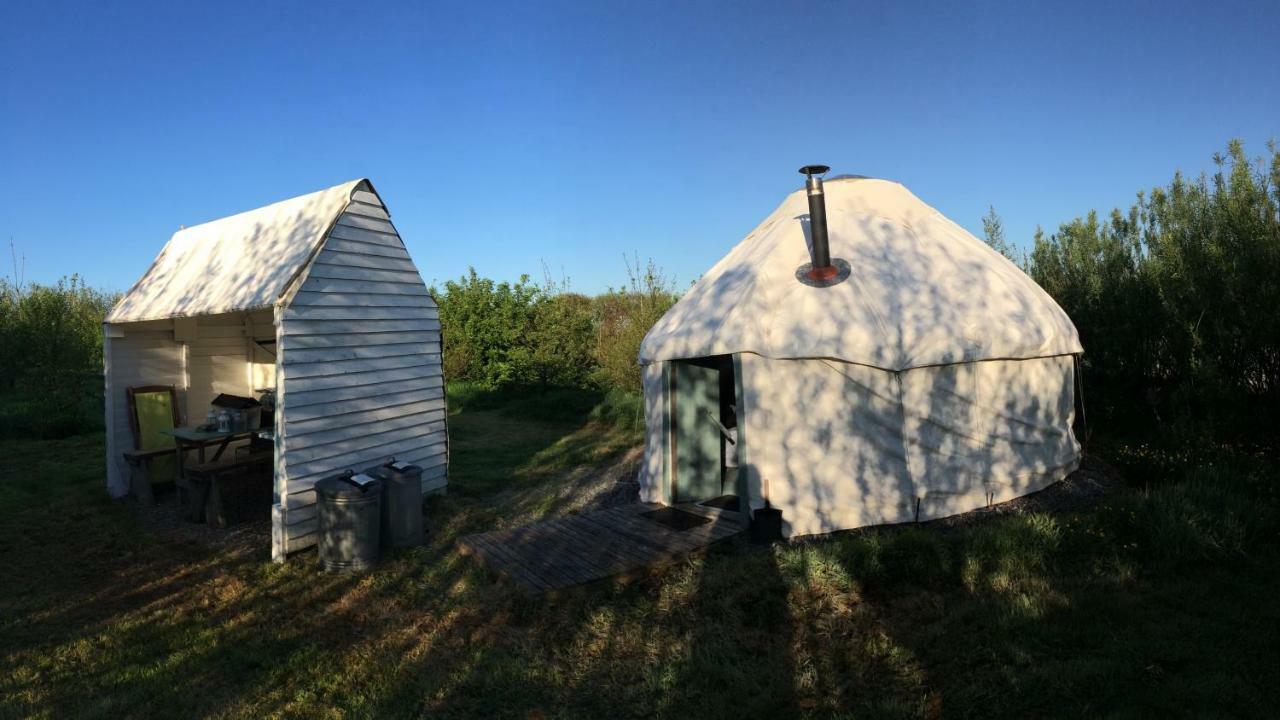Mill Haven Place Glamping-Yurt 1 Talbenny Dış mekan fotoğraf